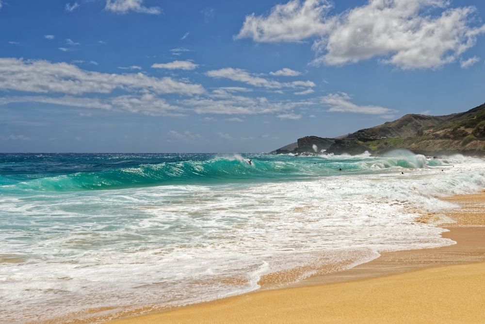 Sandy-Beach-Oahu-Hawaii