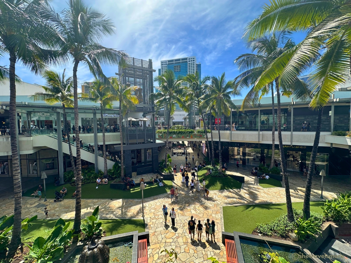 Ala Moana Center, Oahu